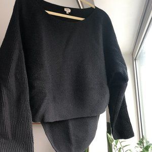 Aritzia | Wilfred Crop Sweater | Black | M